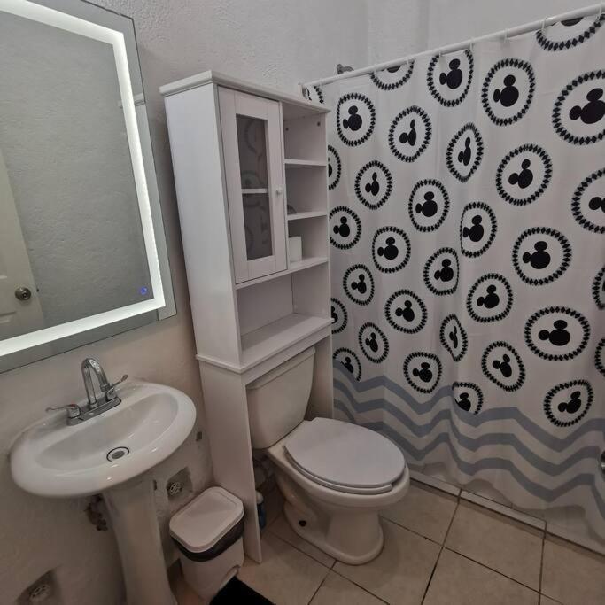 Comfy 2Bedroom Minutes From Downtown & Fast Wi-Fi 지와타네호 외부 사진