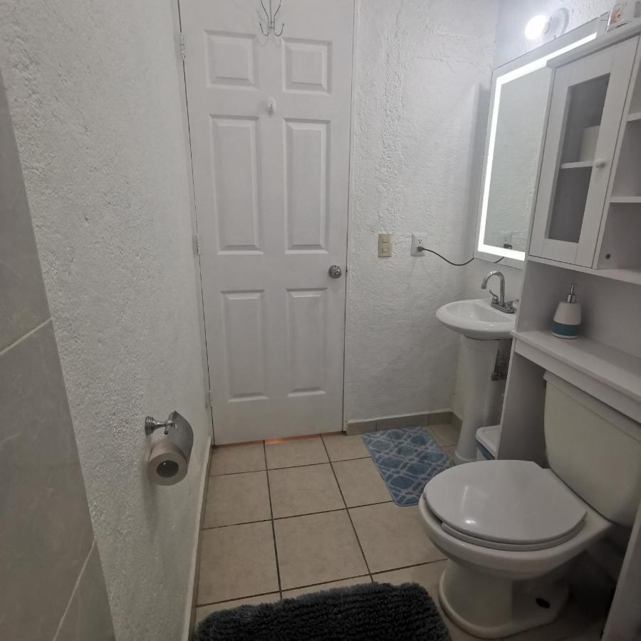Comfy 2Bedroom Minutes From Downtown & Fast Wi-Fi 지와타네호 외부 사진